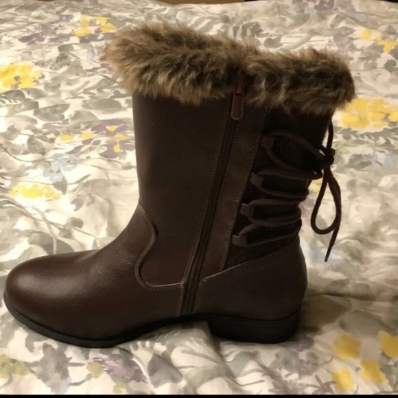 Nwt torrid boots - Picture 3 of 3